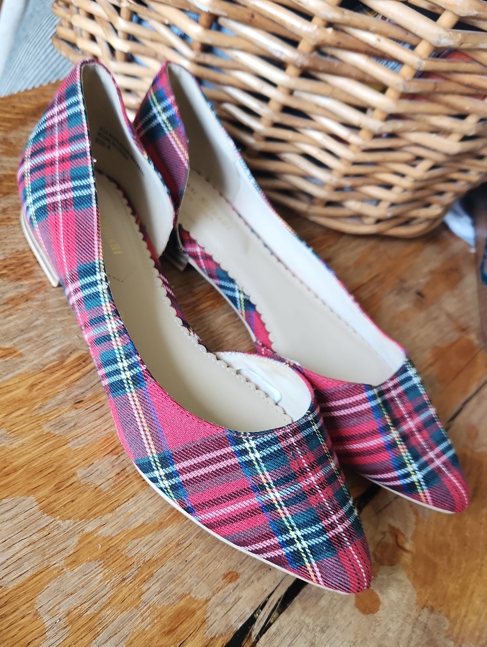 Isaac Mizrahi NY Red Tartan Plaid D'Orsay Flats size 9